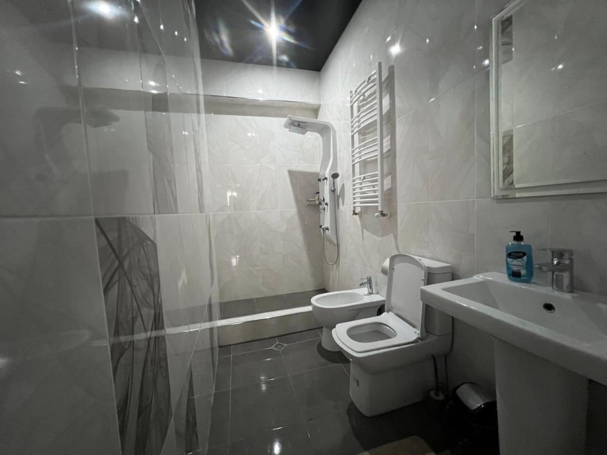 Cosy Apartment In The City Centre Tbiliszi Kültér fotó